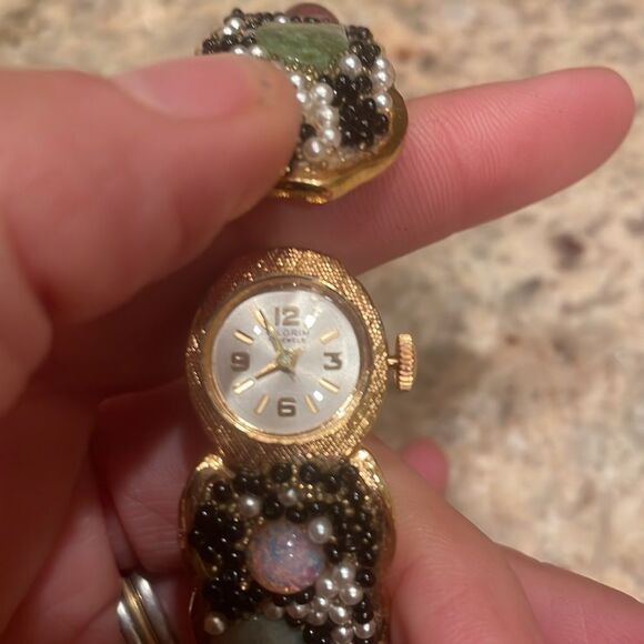 Rare Vintage Gorgoeus Norman De Luxe Swiss made peekaboo watch with jewels. - Picture 5 of 9